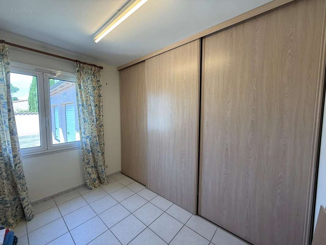 Maison à MONTELIMAR