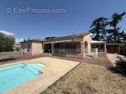 Maison à MONTELIMAR