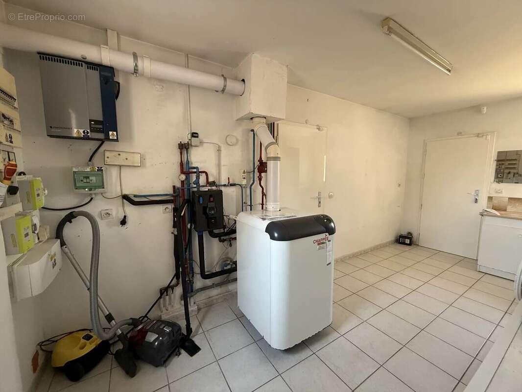 Maison à MONTELIMAR