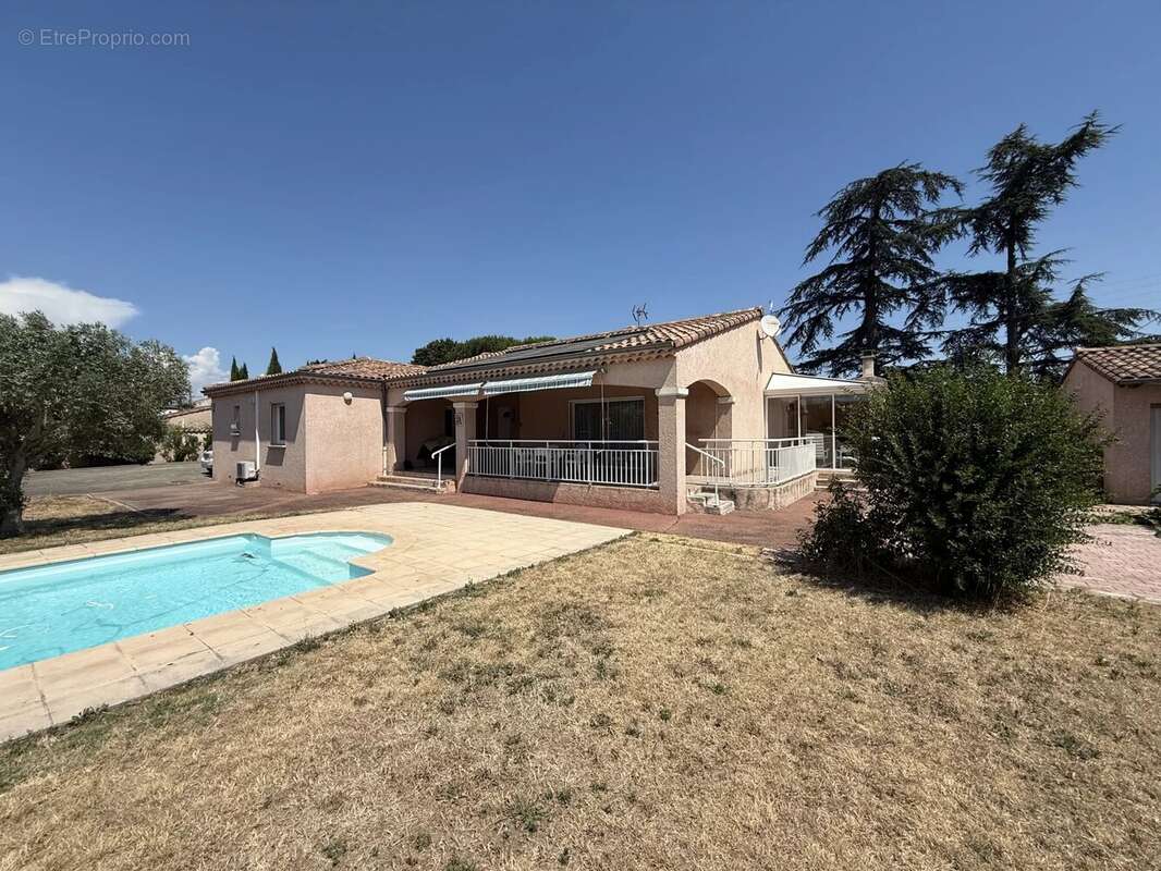 Maison à MONTELIMAR