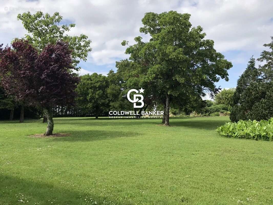 Maison à MORTAGNE-SUR-GIRONDE