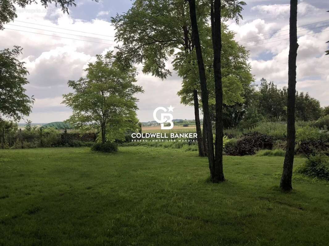 Maison à MORTAGNE-SUR-GIRONDE