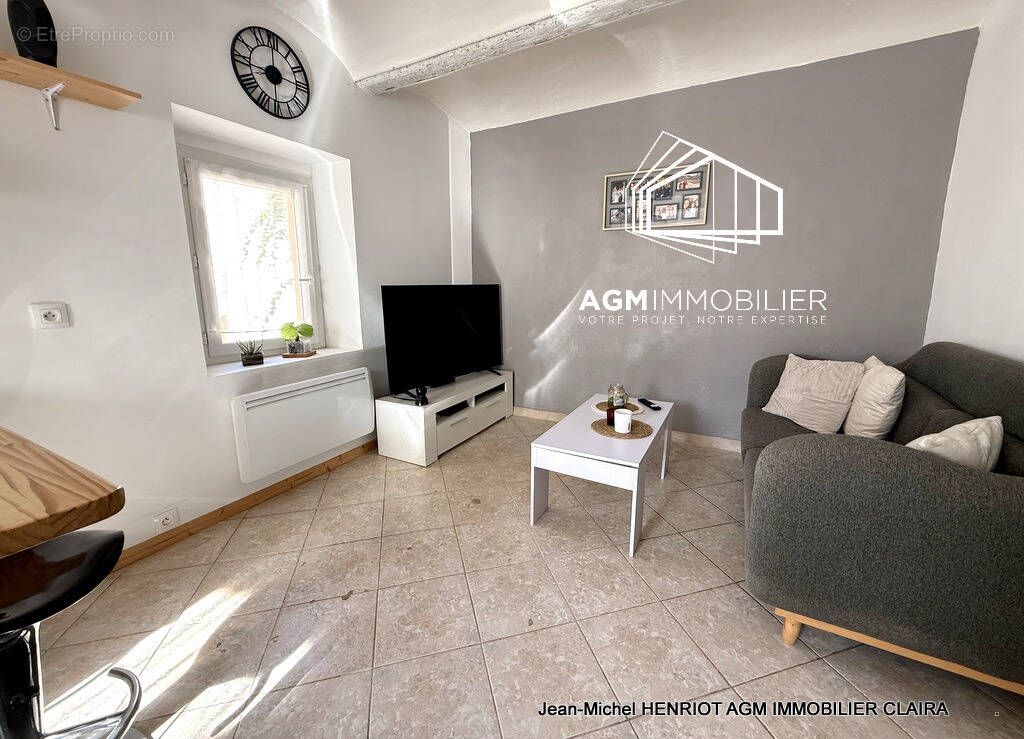 Photo 1 - Maison à SAINT-LAURENT-DE-LA-SALANQUE