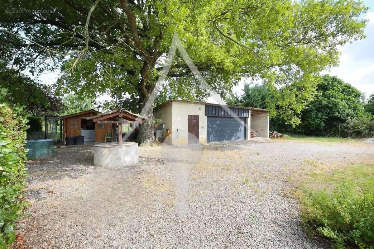 Maison à POMPERTUZAT