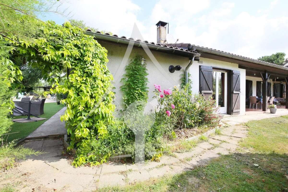 Maison à POMPERTUZAT