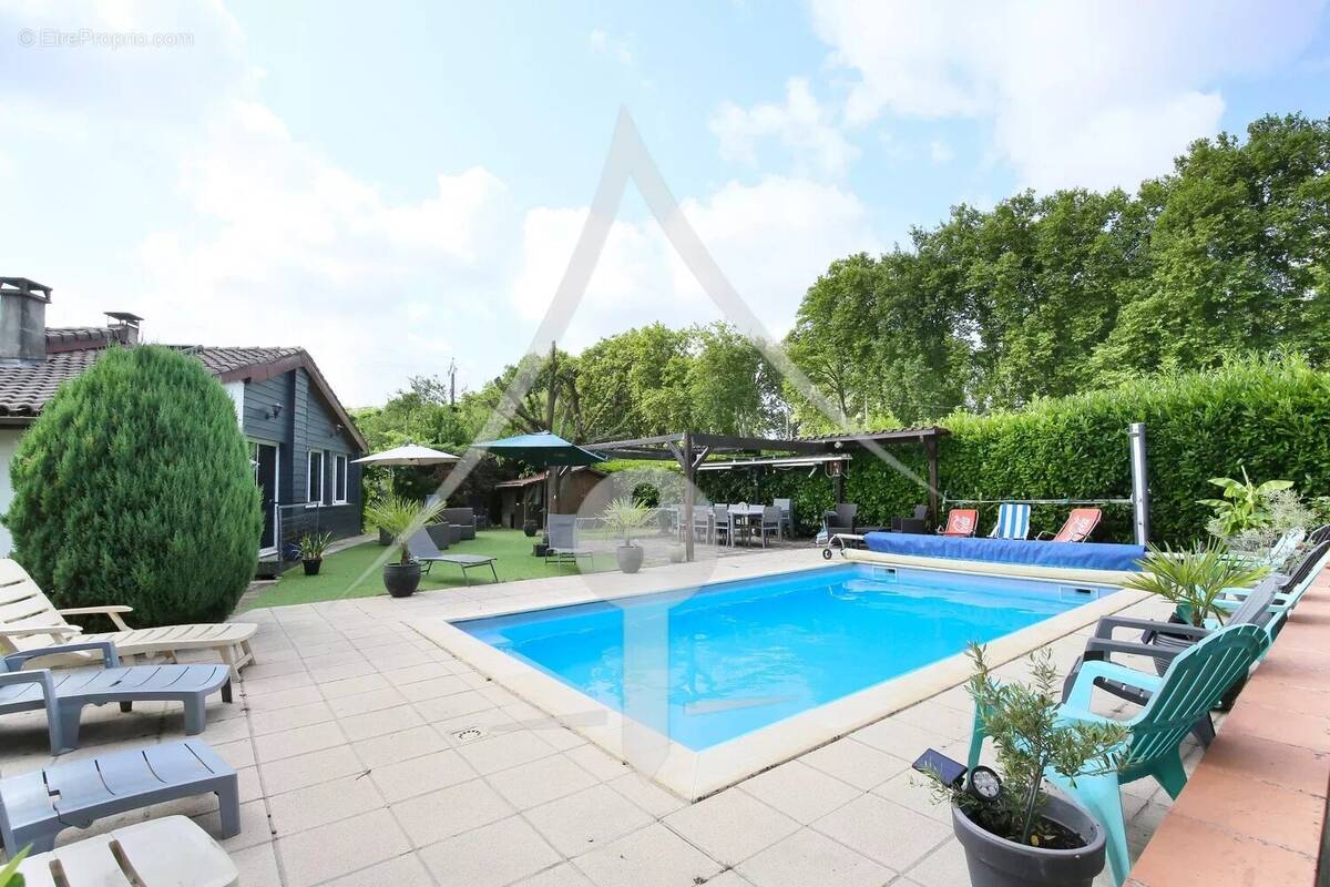 Maison à POMPERTUZAT