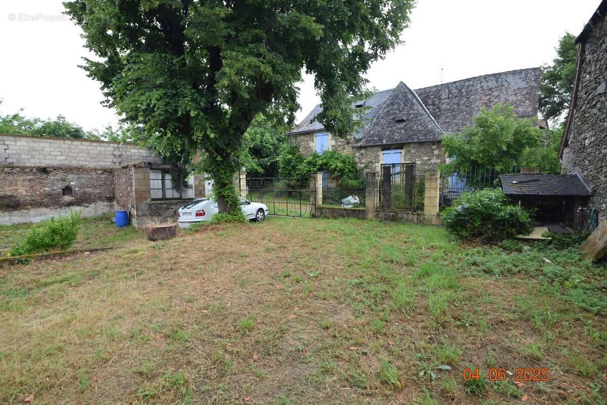 Maison à MONTIGNAC