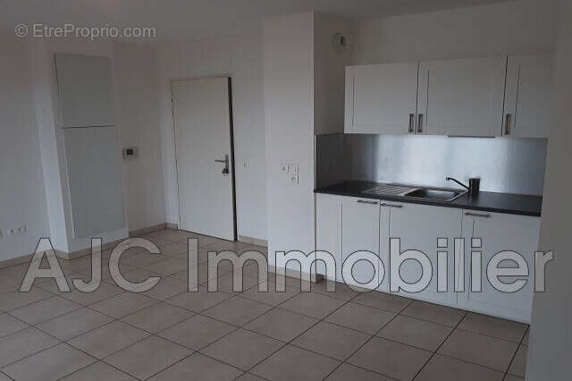 Appartement à SAINT-JEAN-DE-VEDAS