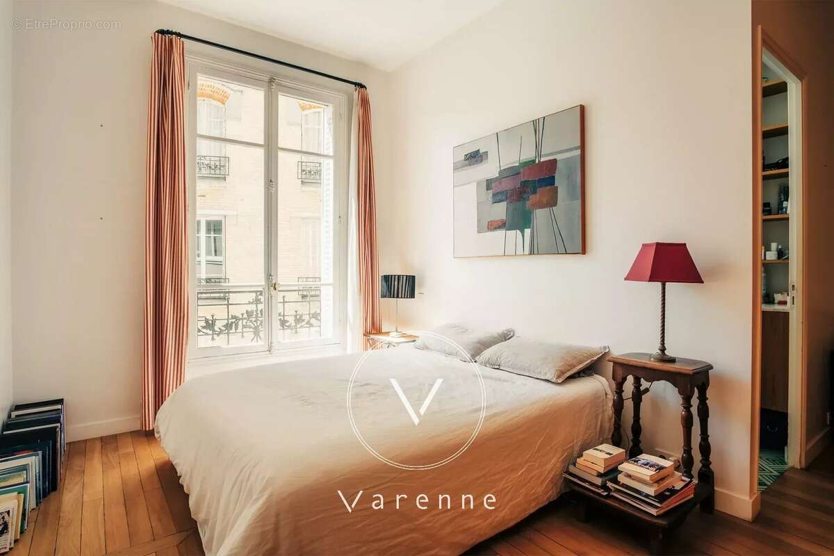 Appartement à PARIS-14E