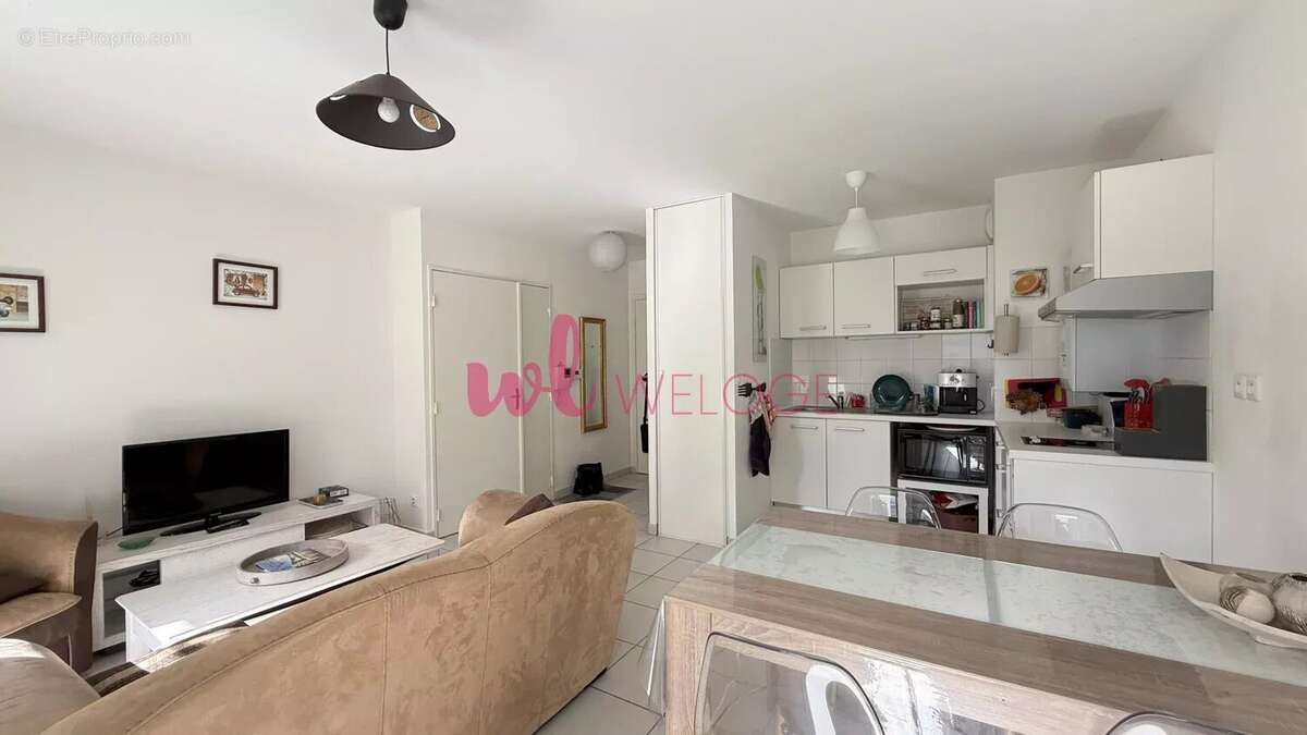 Appartement à DECINES-CHARPIEU