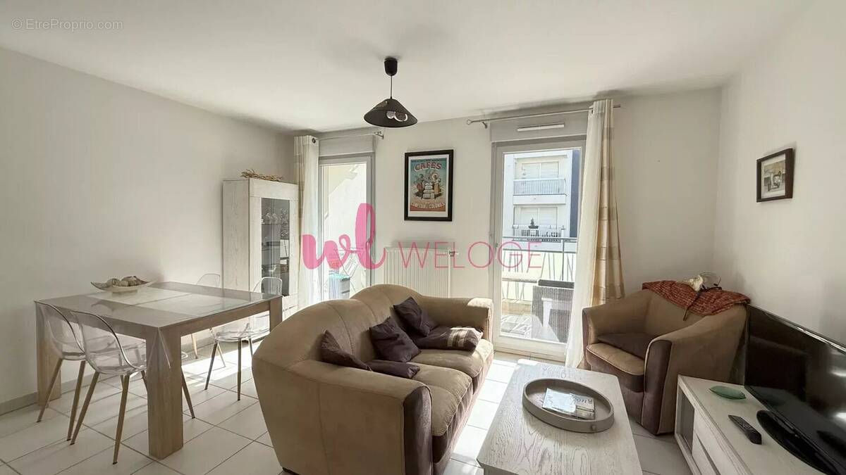 Appartement à DECINES-CHARPIEU