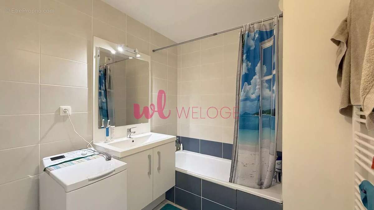 Appartement à DECINES-CHARPIEU