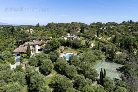 Maison à MOUANS-SARTOUX