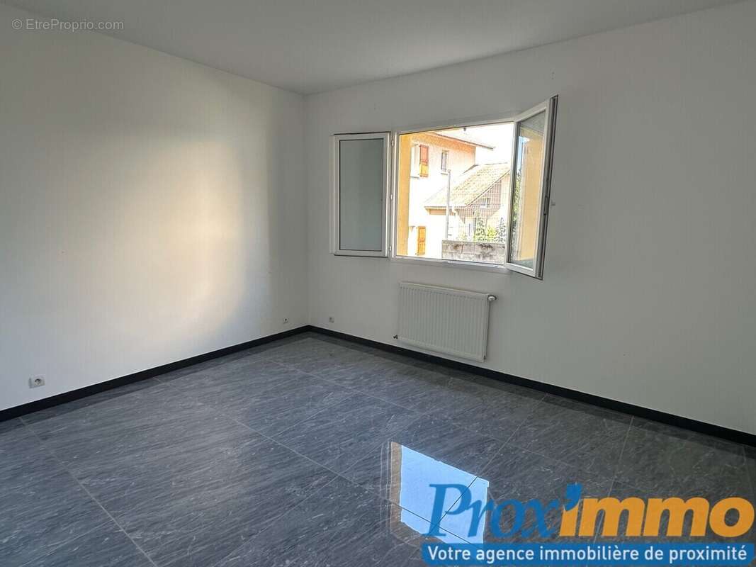 Maison à LA MURETTE