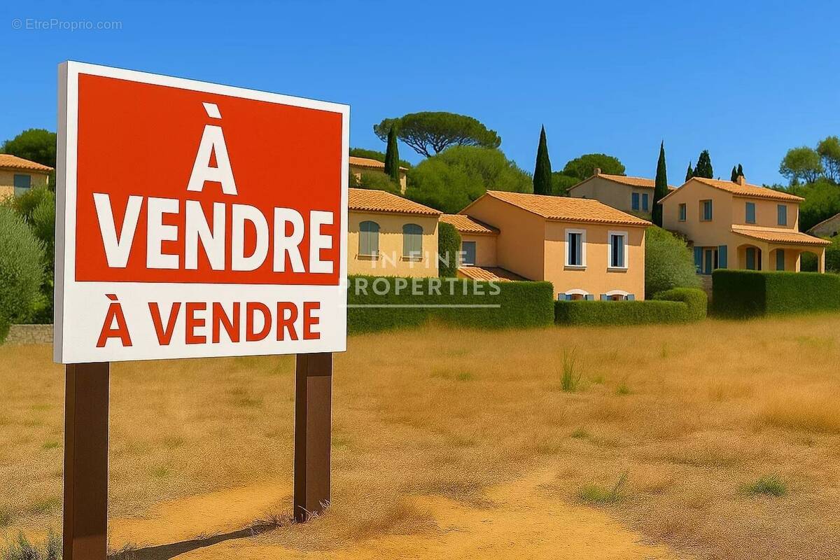 Terrain à MOUANS-SARTOUX