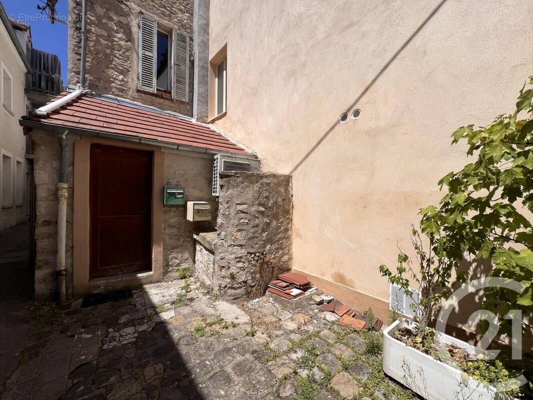 Appartement à FONTAINEBLEAU