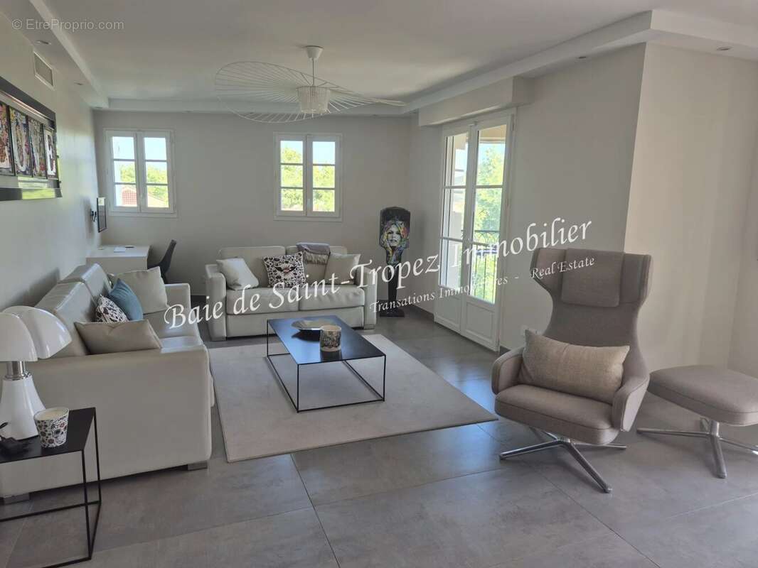 Appartement à SAINT-TROPEZ
