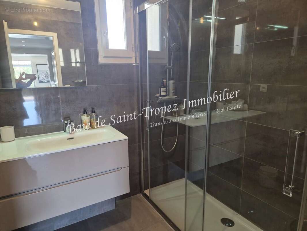 Appartement à SAINT-TROPEZ