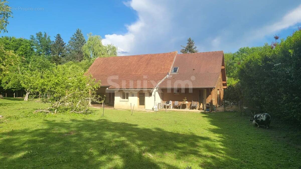 Maison à LONS-LE-SAUNIER