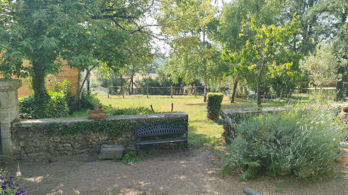 20250701_102256 - Maison à TEYJAT