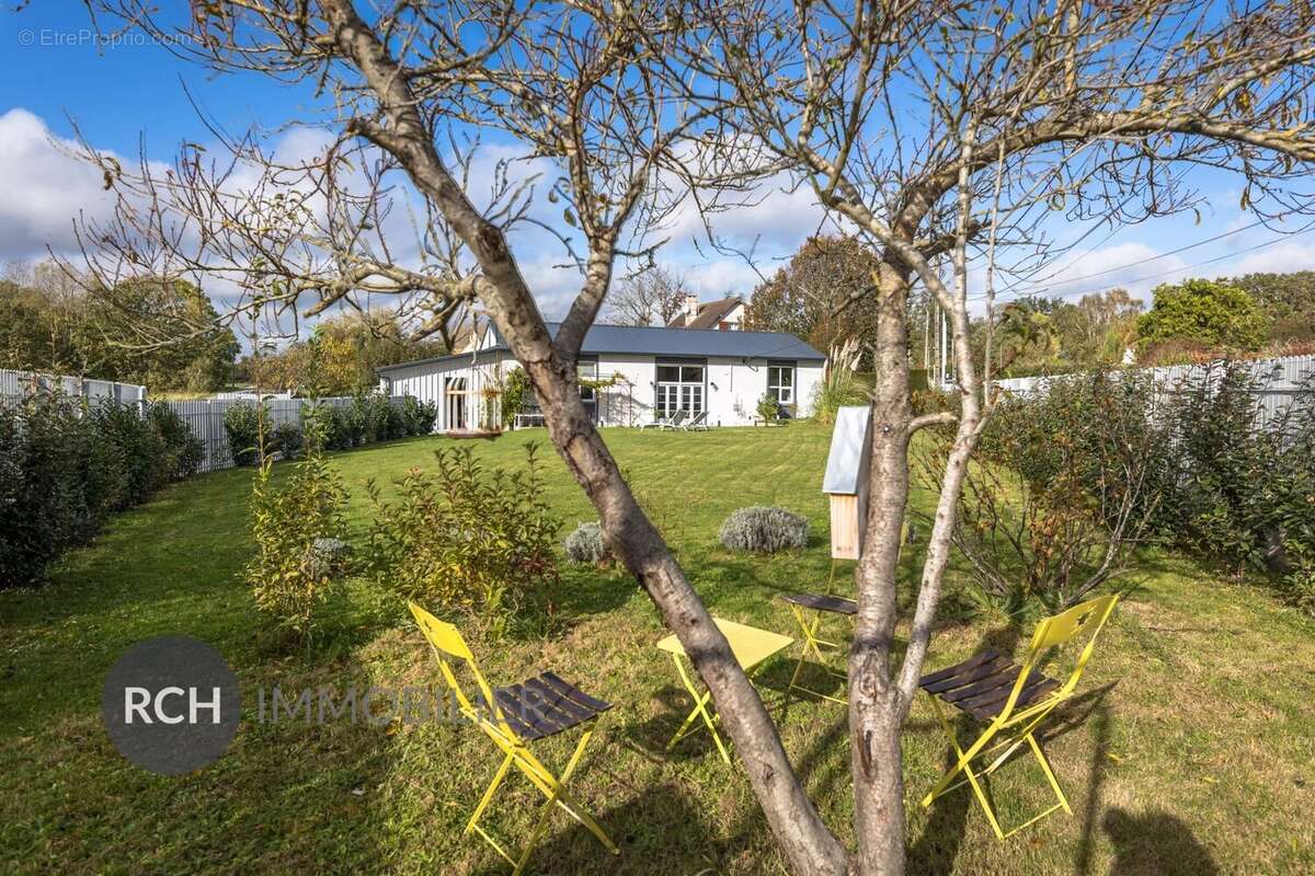 Maison à GARANCIERES