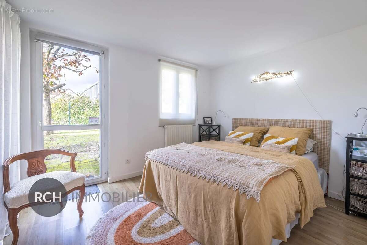 Maison à GARANCIERES