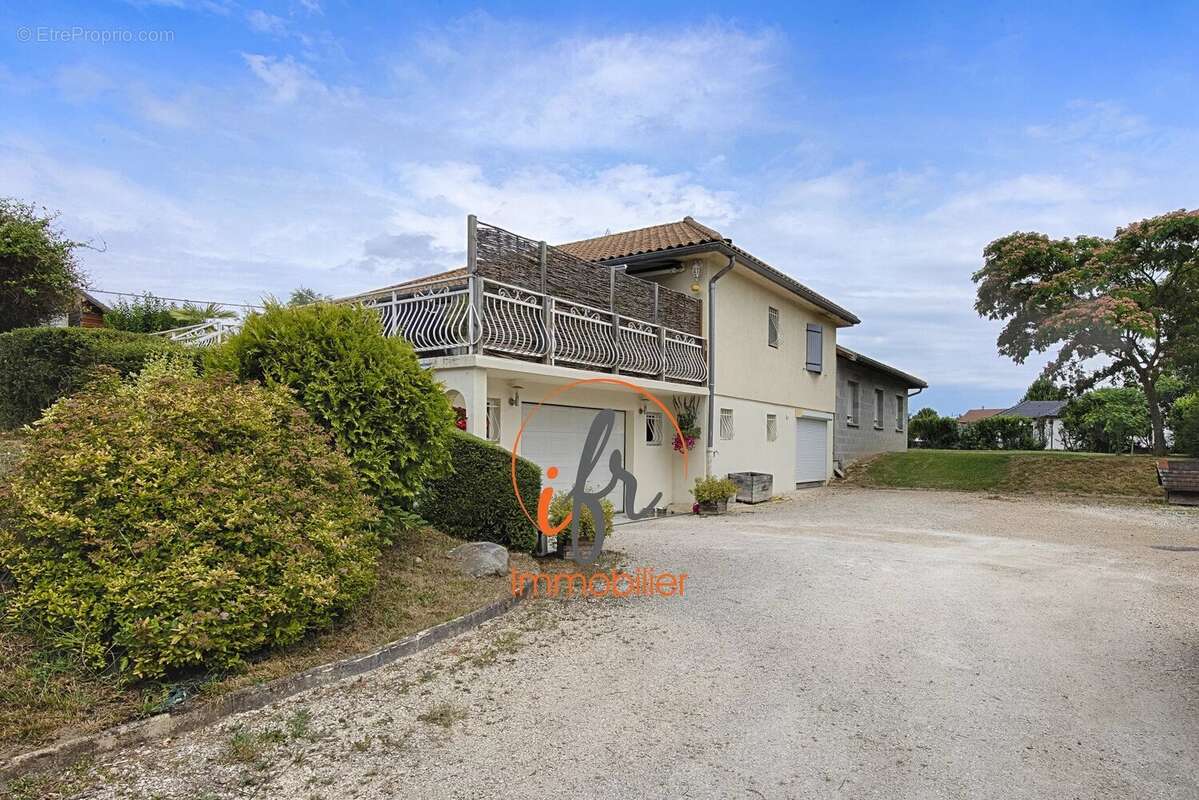 Maison à SAINT-ANDRE-LE-GAZ