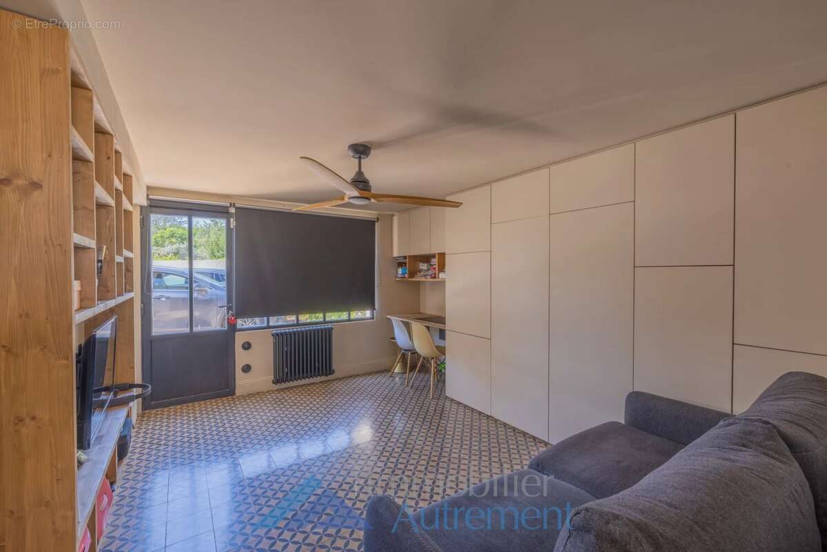 Maison à LE THOLONET