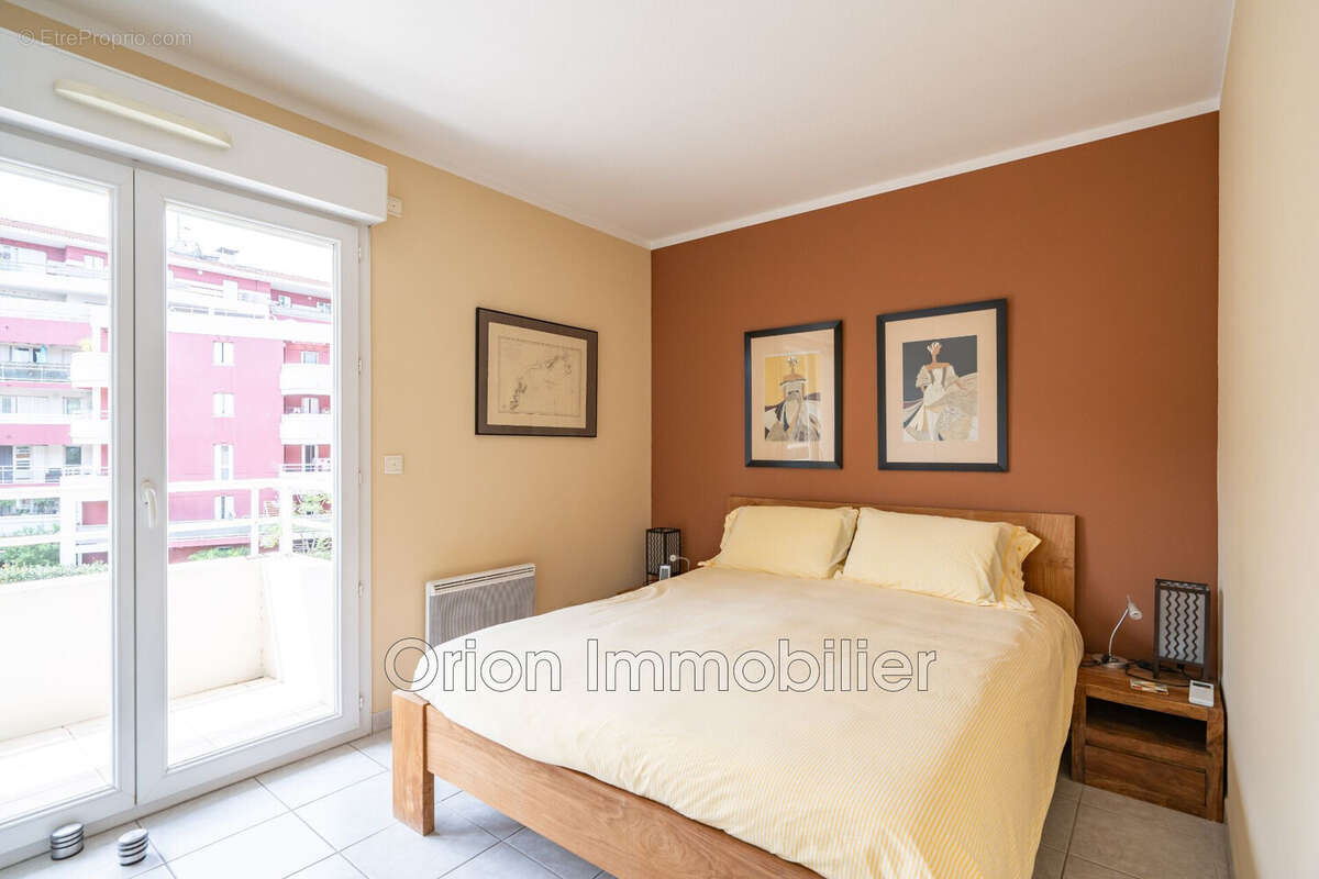Appartement à MANDELIEU-LA-NAPOULE
