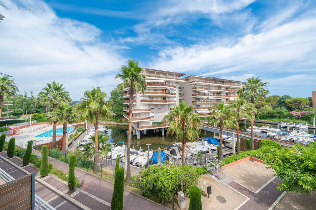 Appartement à MANDELIEU-LA-NAPOULE