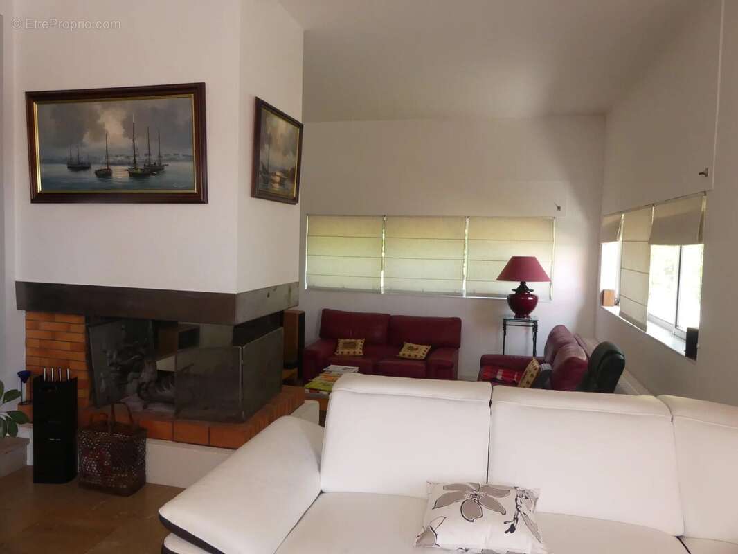 Maison à LE CREUSOT