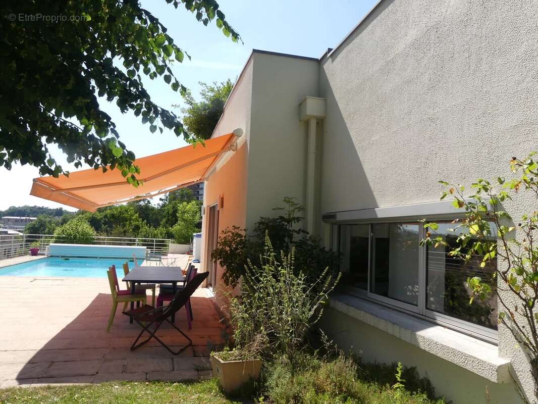 Maison à LE CREUSOT