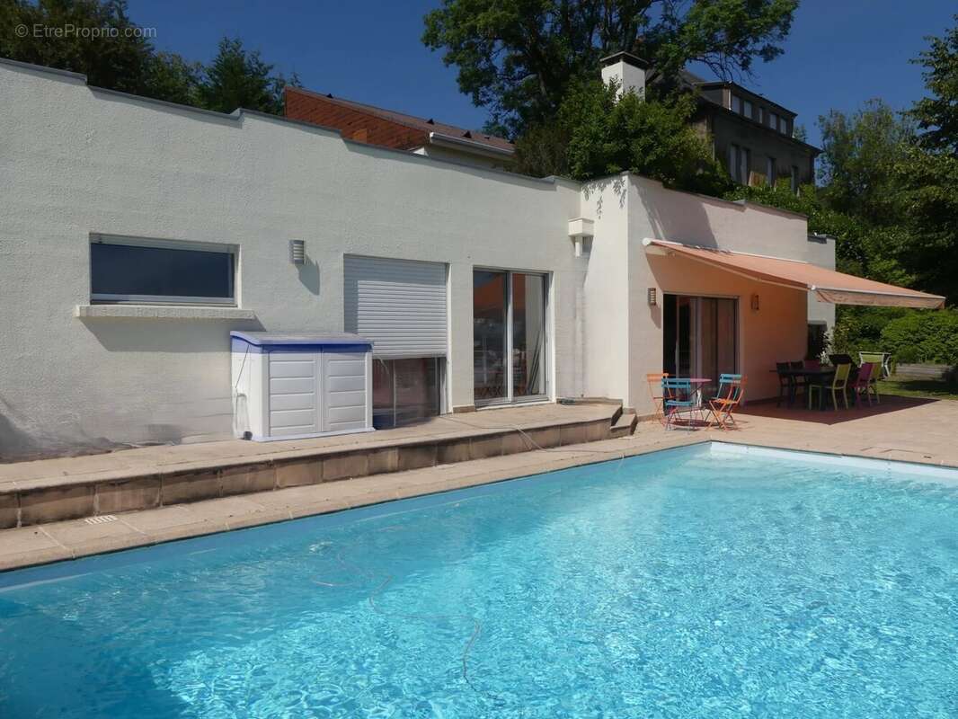 Maison à LE CREUSOT