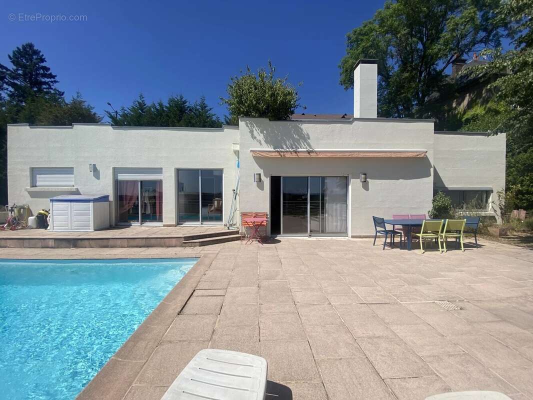 Maison à LE CREUSOT