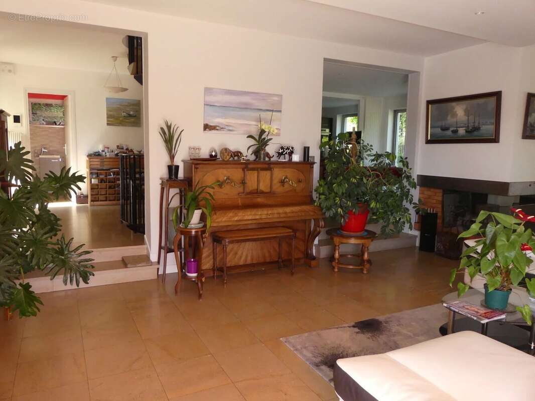 Maison à LE CREUSOT