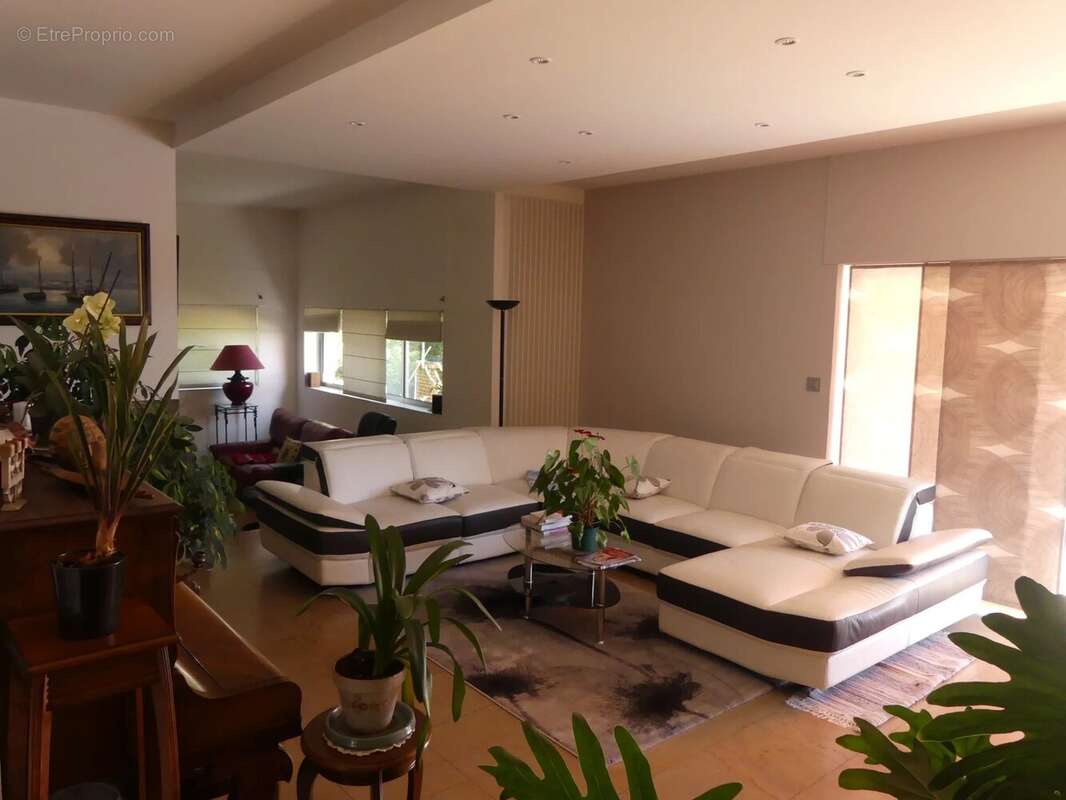 Maison à LE CREUSOT