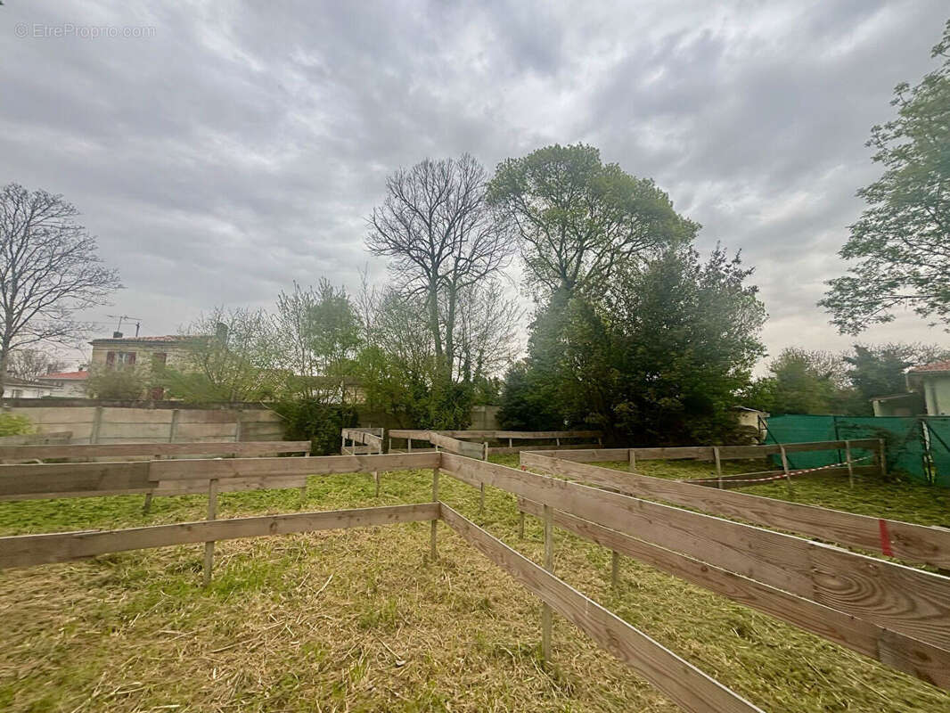 Appartement à SAINT-LOUIS-DE-MONTFERRAND