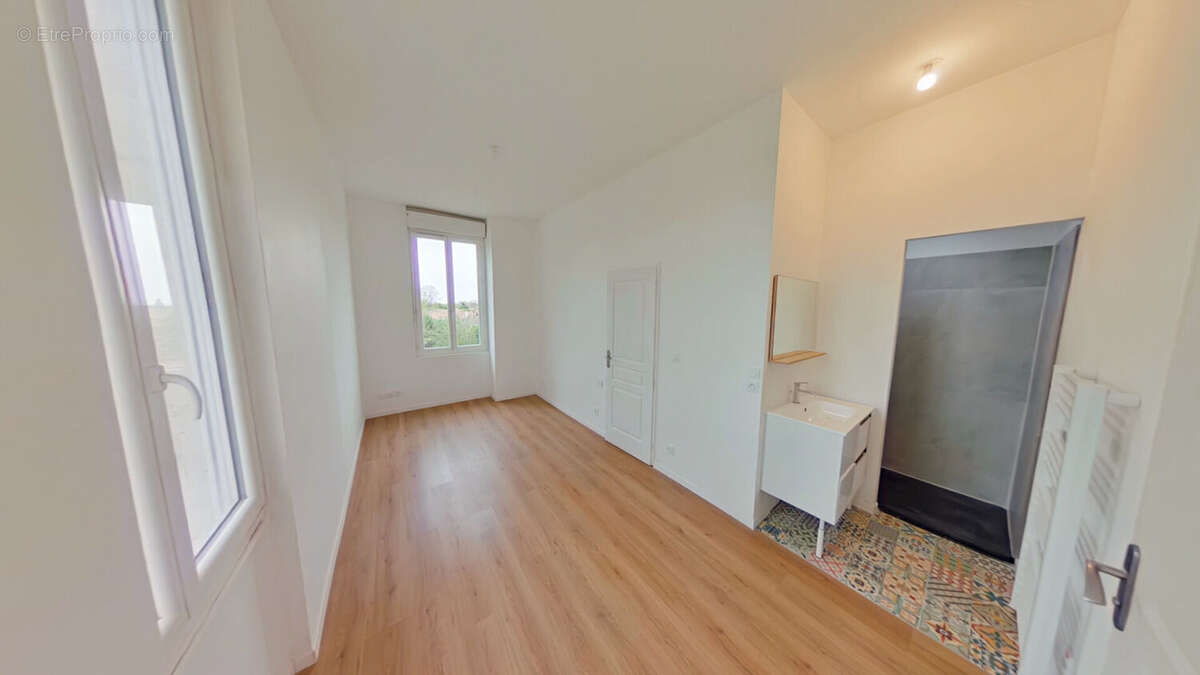 Appartement à SAINT-LOUIS-DE-MONTFERRAND