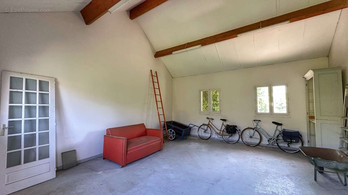 Maison à BEAUCROISSANT