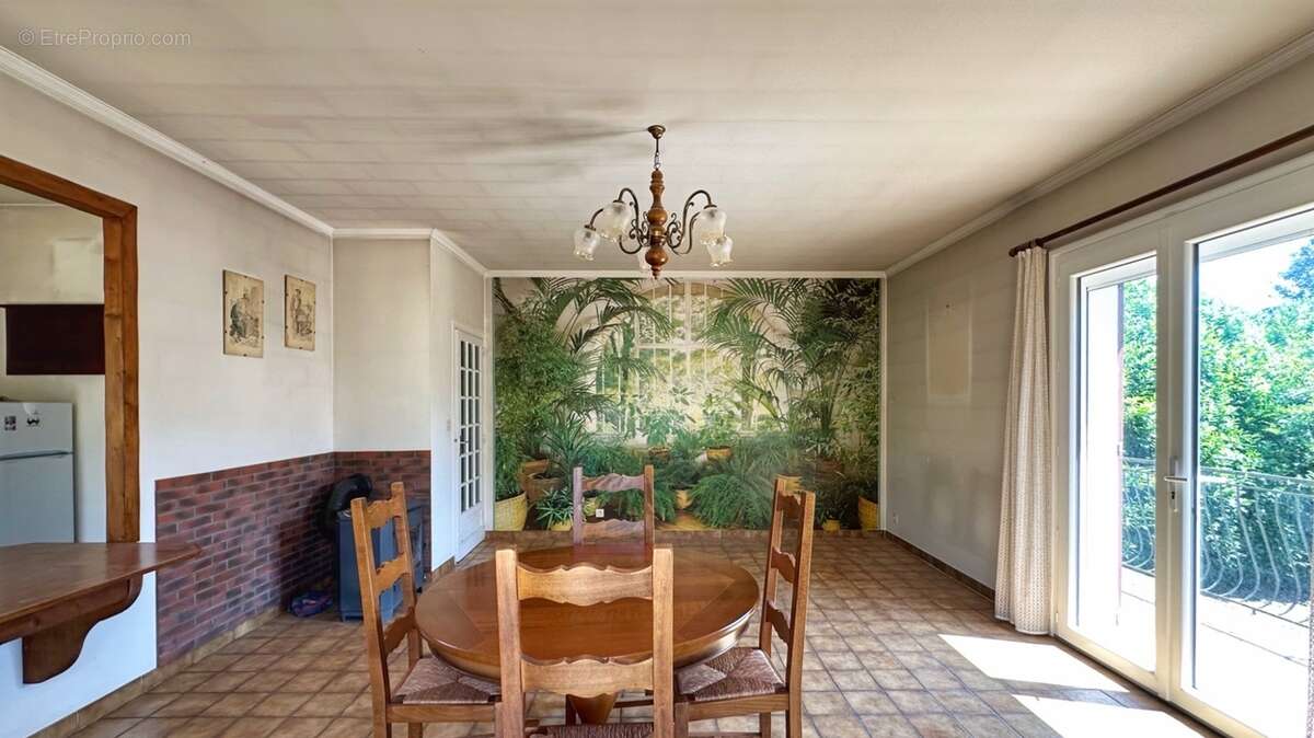 Maison à BEAUCROISSANT