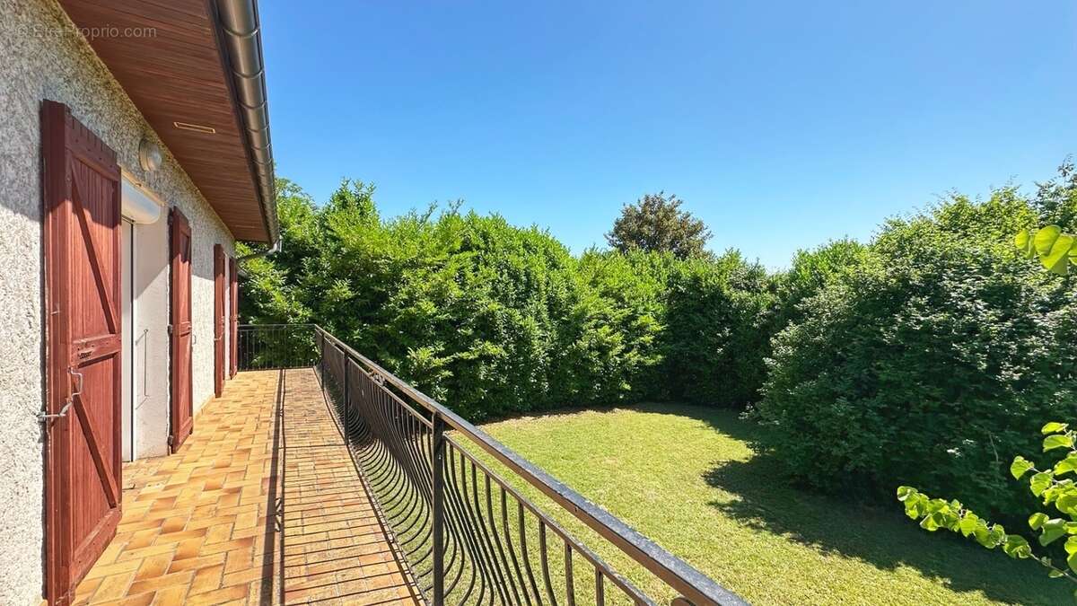 Maison à BEAUCROISSANT