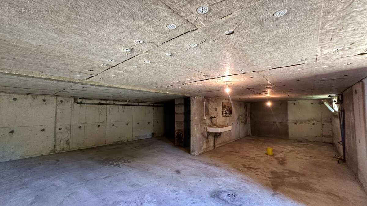 Maison à BEAUCROISSANT