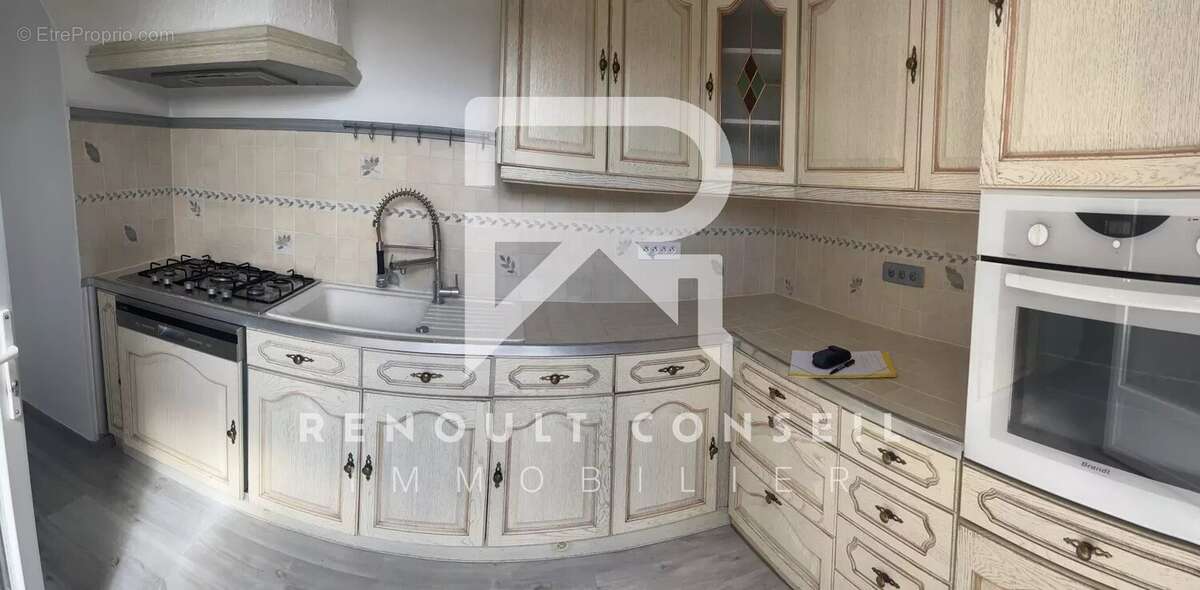 Maison à PETIT-COURONNE