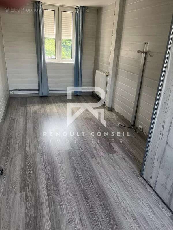 Maison à PETIT-COURONNE