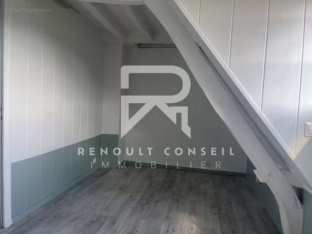 Maison à PETIT-COURONNE