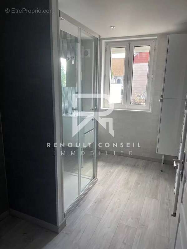 Maison à PETIT-COURONNE