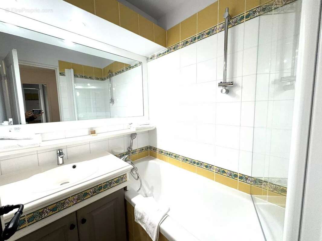 Appartement à LES ISSAMBRES