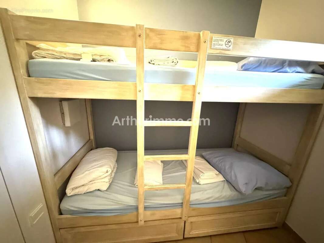 Appartement à LES ISSAMBRES