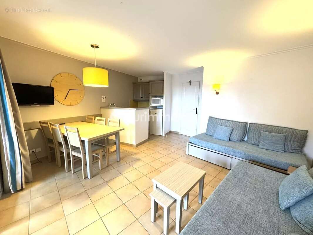 Appartement à LES ISSAMBRES