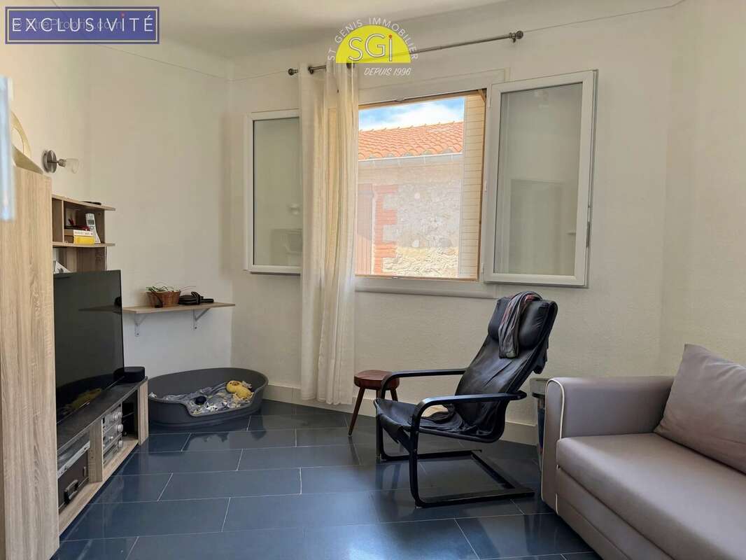 Maison à VILLELONGUE-DELS-MONTS